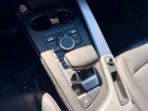 Used 2017 Audi A4 2.0T Premium image 12