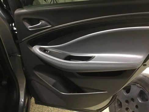 Used 2019 Buick Envision Essence image 52