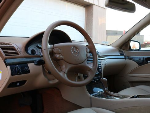 Used 2007 Mercedes-Benz E 350 E350 image 25