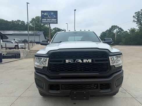 Used 2022 RAM 2500 Tradesman w/ Snow Chief Group AWD/4WD image 4