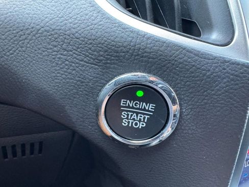 Used 2024 Ford Edge ST-Line image 21