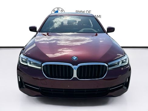 Used 2023 BMW 530e w/ Premium Package RWD image 2