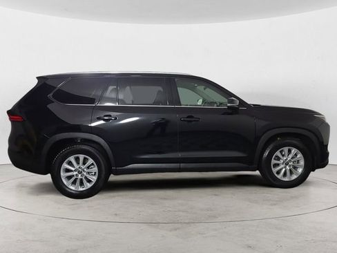 Used 2025 Toyota Grand Highlander AWD image 6