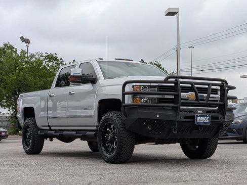 Used 2016 Chevrolet Silverado 2500 LTZ w/ Duramax Plus Package image 3