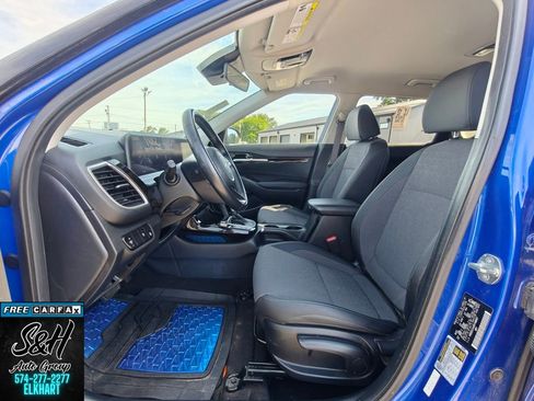 Used 2024 Kia Seltos S AWD/4WD image 20
