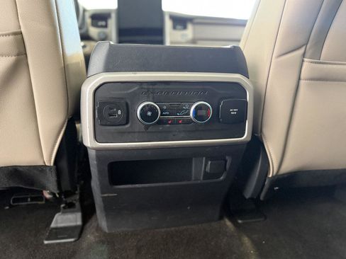 Certified 2022 Ford Expedition Limited image 29