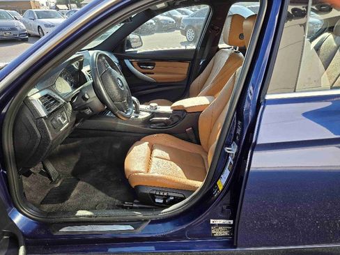 Used 2018 BMW 330i xDrive Sedan w/ Convenience Package image 9