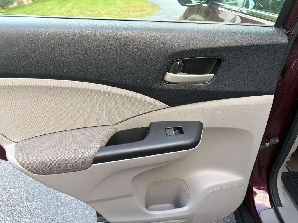 Used 2014 Honda CR-V LX image 12