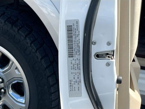 Certified 2017 RAM 2500 Laramie image 31