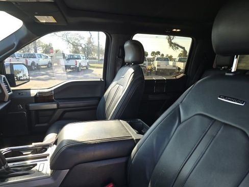 Used 2015 Ford F150 Platinum w/ Equipment Group 701A Luxury image 7