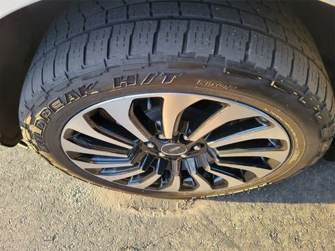 Used 2022 Lincoln Navigator L Black Label image 2