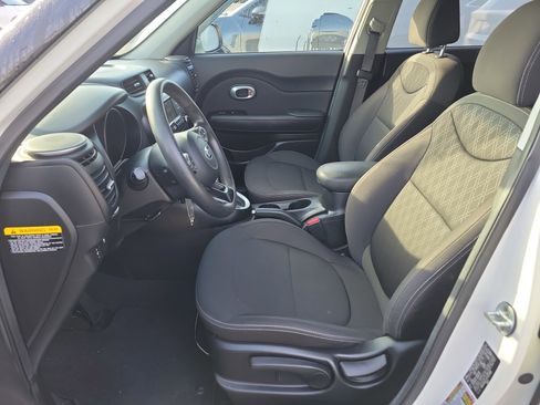 Used 2018 Kia Soul image 21