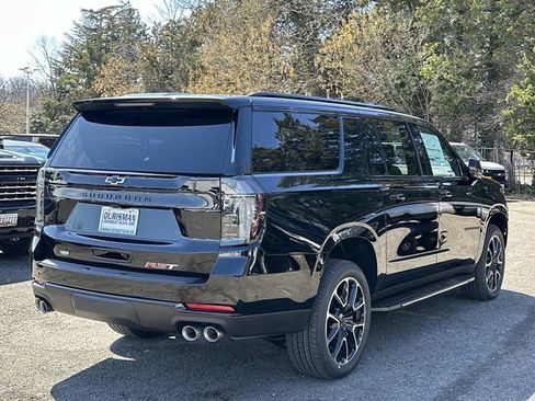 New 2026 Chevrolet Suburban RST w/ Comfort Package image 2