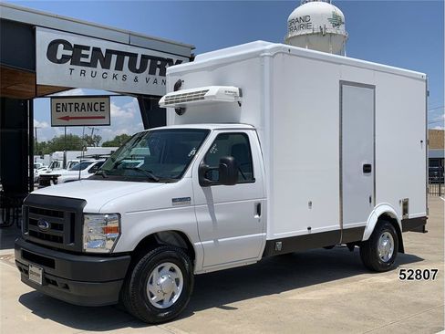 Used 2023 Ford E-350 and Econoline 350 Super Duty w/ Power Windows & Locks Group RWD image 1