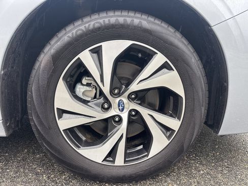 Used 2025 Subaru Legacy Premium AWD/4WD image 37