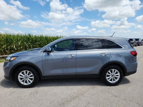 Used 2020 Kia Sorento L FWD image 4