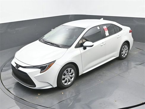 New 2026 Toyota Corolla LE image 29