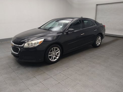 Used 2015 Chevrolet Malibu LT w/ Power Convenience Package FWD image 2