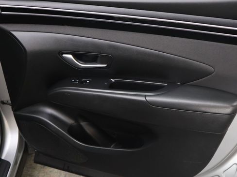 Used 2023 Hyundai Tucson SEL w/ Convenience Package image 11