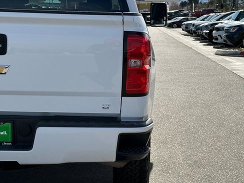 Used 2018 Chevrolet Silverado 1500 LT w/ All Star Edition image 20