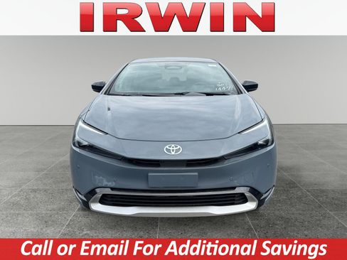New 2026 Toyota Prius Plug-In Hybrid image 8