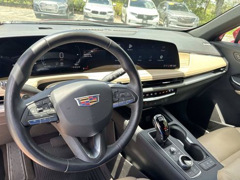 Certified 2025 Cadillac XT4 Premium Luxury FWD image 16