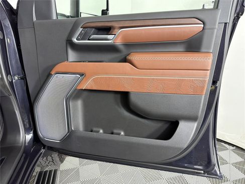 New 2026 GMC Sierra 2500 Denali Ultimate AWD/4WD image 13