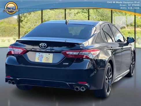 Used 2020 Toyota Camry XSE image 7