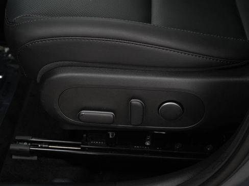 Certified 2025 Hyundai Kona Limited AWD/4WD image 23