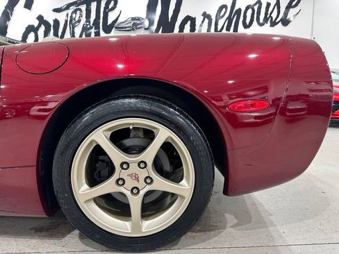 Used 2003 Chevrolet Corvette Convertible w/ Preferred Equipment Group1 RWD image 26