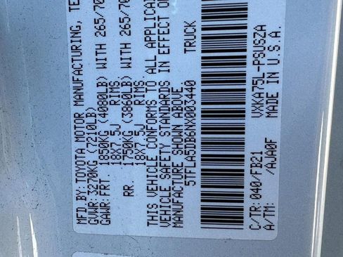 Used 2022 Toyota Tundra SR5 w/ SR5 Convenience Package image 23