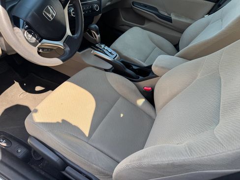 Used 2013 Honda Civic LX image 5