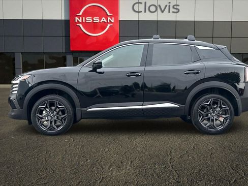 New 2026 Nissan Kicks SR FWD image 6