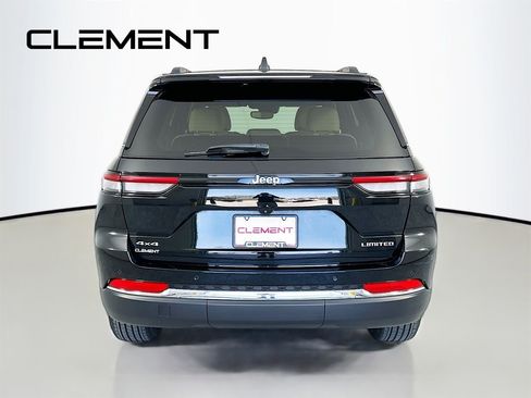 Used 2023 Jeep Grand Cherokee Limited AWD/4WD image 8