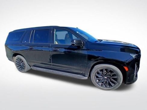 Used 2021 Cadillac Escalade ESV Sport w/ Driver Assist Tech Package image 4