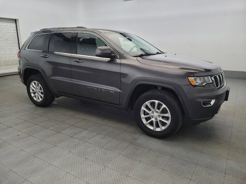 Used 2021 Jeep Grand Cherokee Laredo image 11