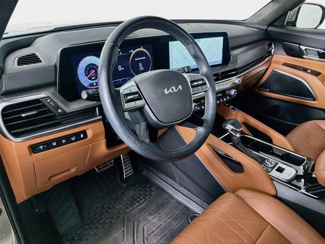 Certified 2025 Kia Telluride SX Prestige X-Line AWD/4WD image 8