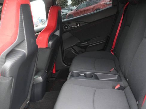 Used 2019 Honda Civic Type R image 17