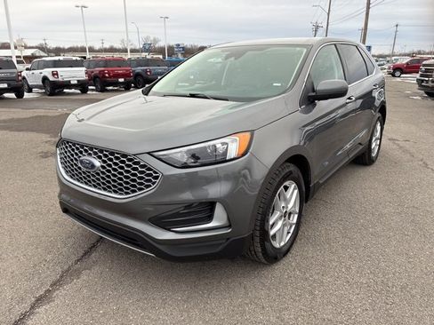Used 2024 Ford Edge SEL image 1