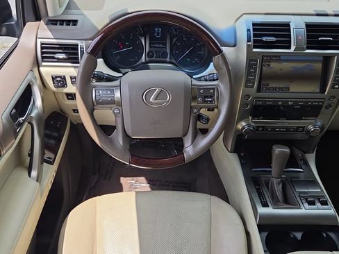 Used 2015 Lexus GX 460 w/ Premium Package AWD/4WD image 14