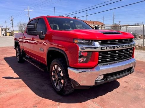 Used 2021 Chevrolet Silverado 2500 LT w/ Texas Edition image 3
