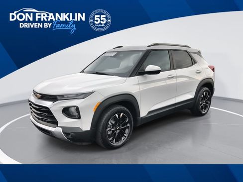 Used 2022 Chevrolet TrailBlazer LT image 1