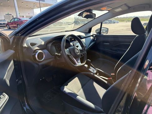 Used 2023 Nissan Versa SV image 16