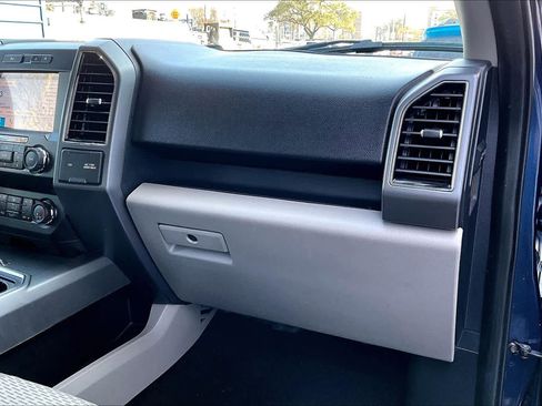 Used 2019 Ford F150 XLT w/ Equipment Group 302A Luxury image 18