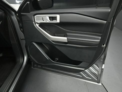 Certified 2023 Ford Explorer XLT w/ Equipment Group 202A image 36