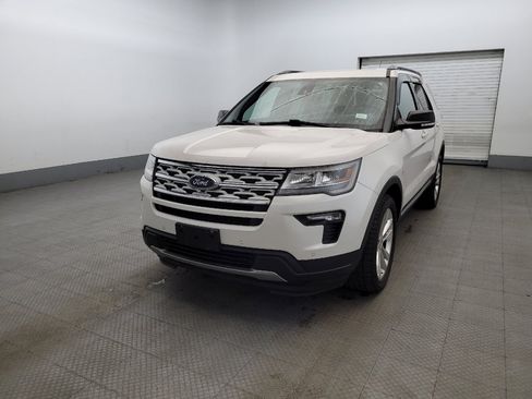 Used 2019 Ford Explorer XLT w/ Equipment Group 202A image 15