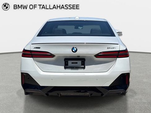 Used 2024 BMW 540i xDrive w/ Premium Package AWD/4WD image 6