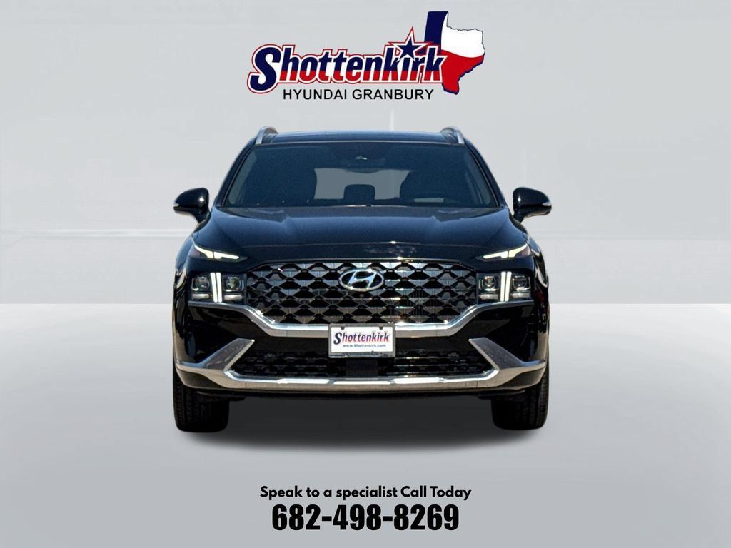 Used 2022 Hyundai Santa Fe Calligraphy FWD image 2