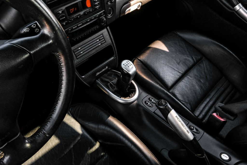 Used 2003 Porsche Boxster S RWD image 17
