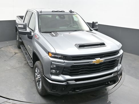 New 2026 Chevrolet Silverado 2500 Custom w/ Custom Value Package AWD/4WD image 31